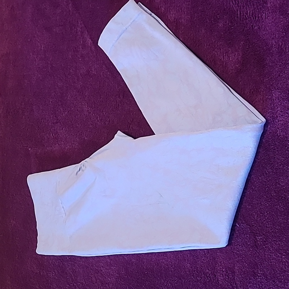 💥💥💥 HOT SALE GymShark Active Legging, Size Medium, Color Light Blue